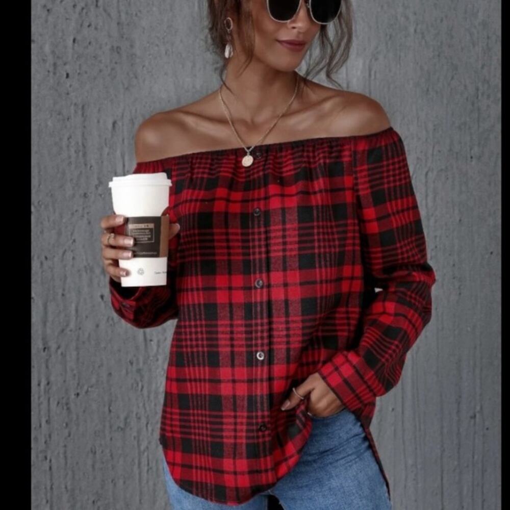 NWT Adorable Off Shoulder Plaid Red & Black Top Sz Medium